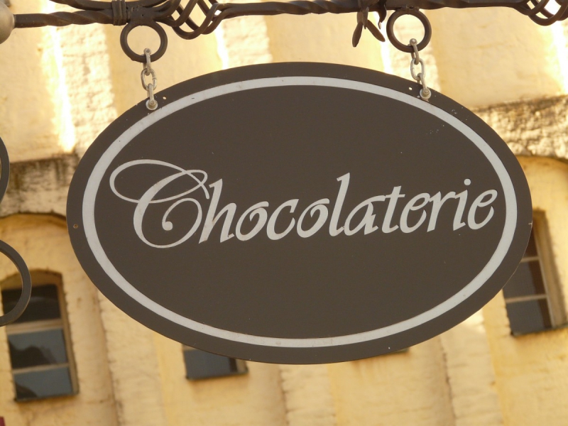 chocolaterie-CHATEAUNEUF D ENTRAUNES-min_cafe_shield_chocolaterie_samurai_gasthof_eat-1360721